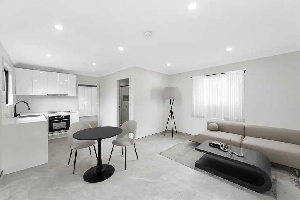 Modern Flat in the Heart of Mascot – All Bills Included!