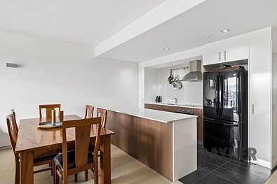 East Perth 1房  Sleek Sky Apartment