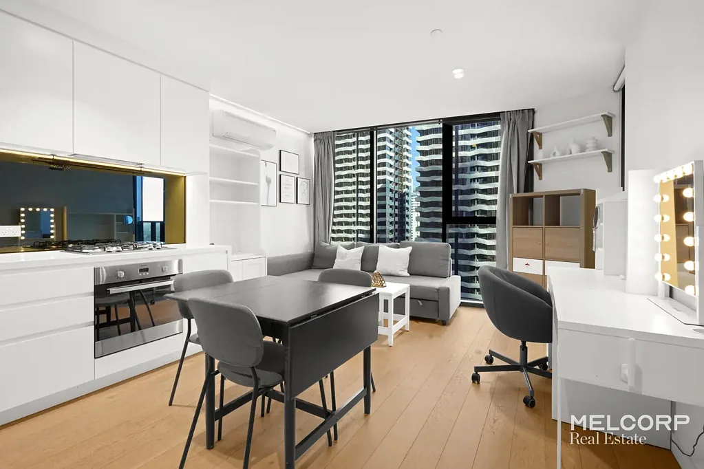 COZY ONE-BEDROOM AT LIGHTHOUSE – FURNISHED