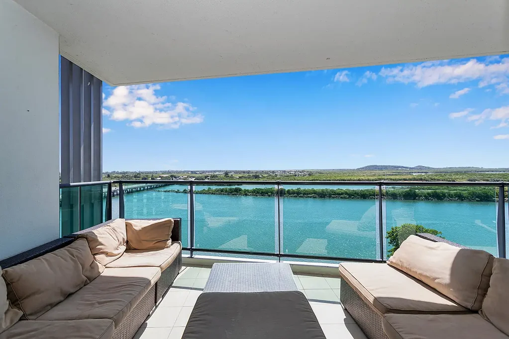 Luxurious Riverfront Apartment Living