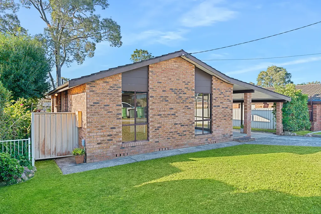 Family Home in Berkeley Vale