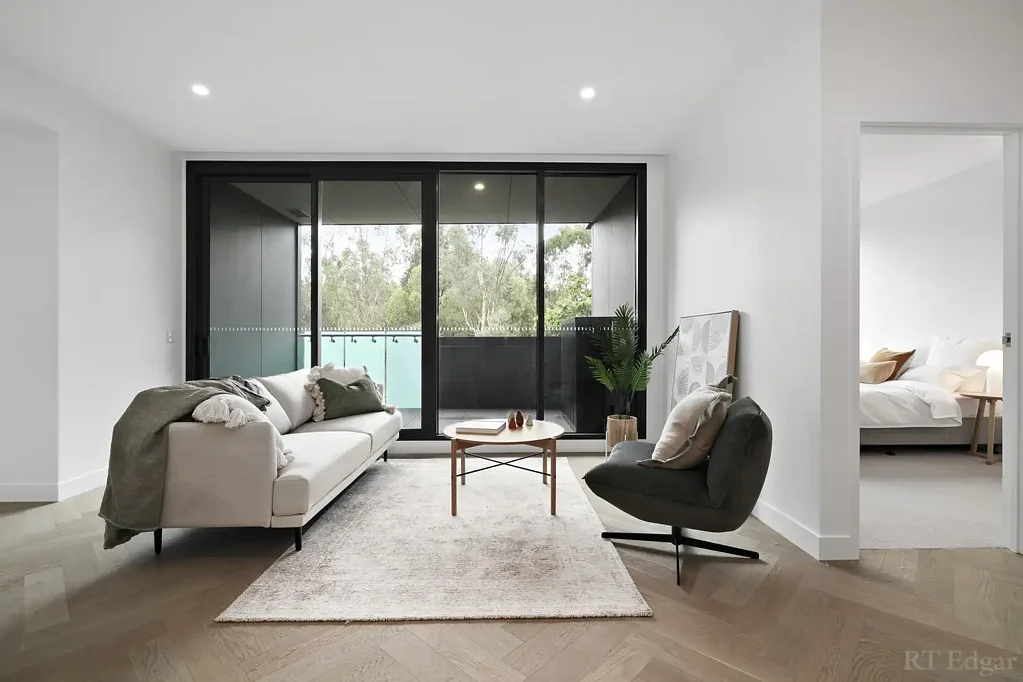 Glen Iris 3房  Luxurious Ground Floor Retreat & Inspiring Study Space