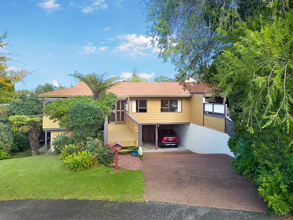 5B Highlight Parade, Te Atatu South, Waitakere City, Auckland