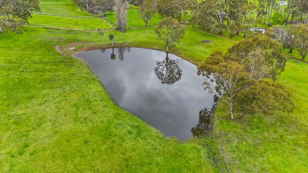 Bugle Ranges  Blue Ribbon Lifestyle in a Premium Adelaide Hills Location on 15-acs.