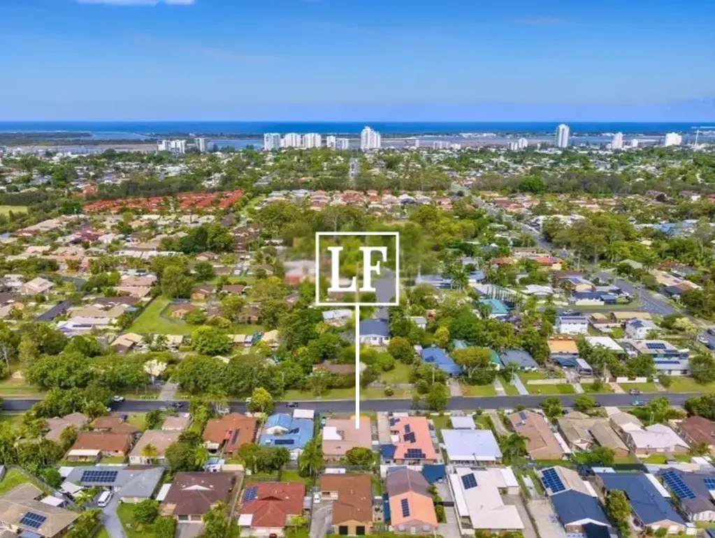 1/16 Freeman Street, Labrador, QLD 4215