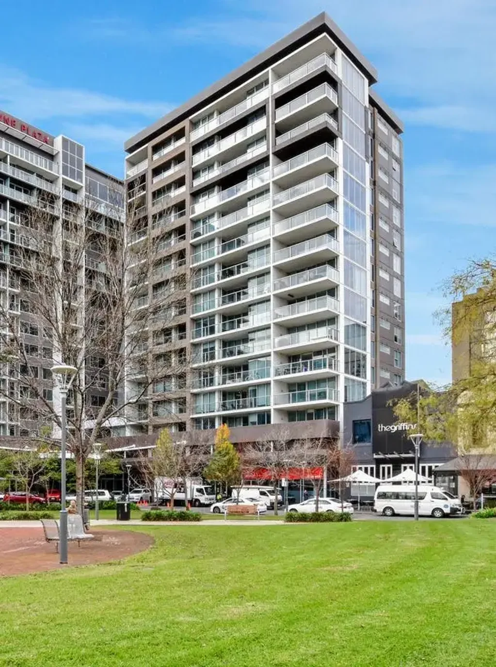 Fully Furnished 2 Bedroom Apartment in the heart of the CBD.