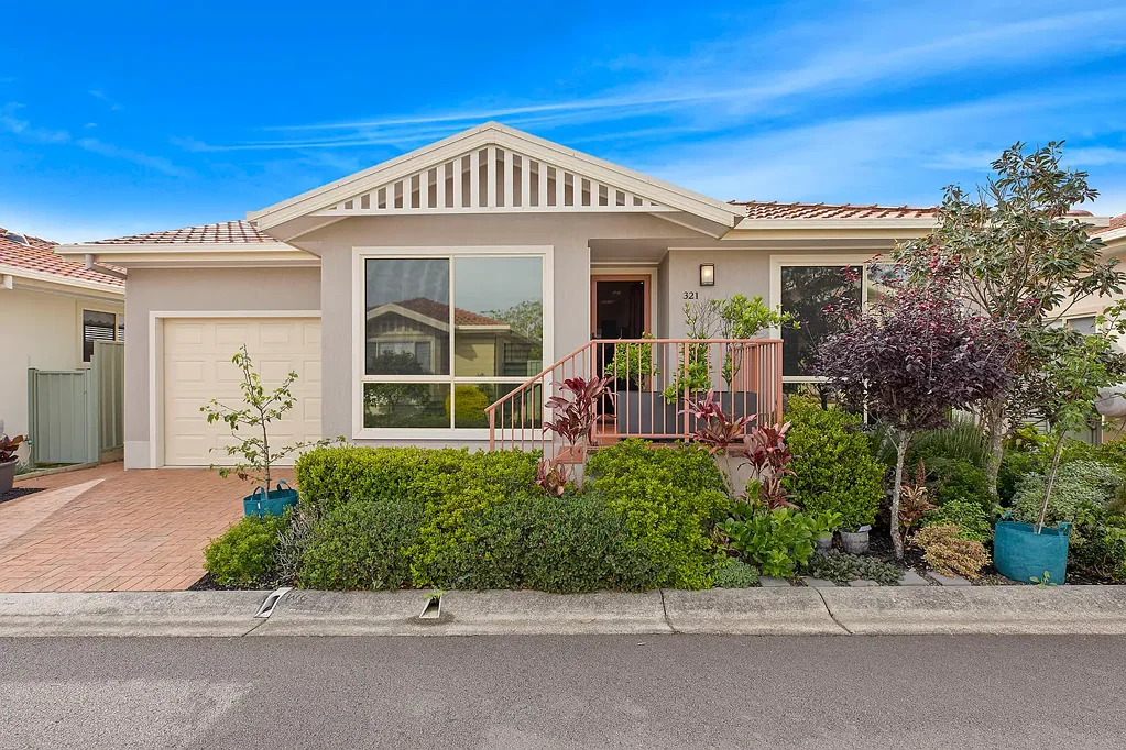 321/61 Karalta Road, Erina, NSW 2250