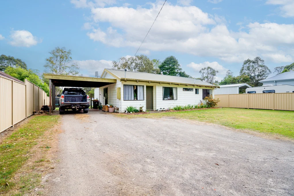 Briagolong 4ਬੈੱਡਰੂਮ Family home on a spacious block