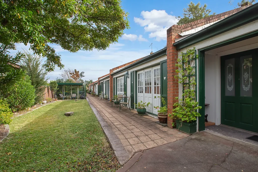 Spacious 3 Bedroom Flat