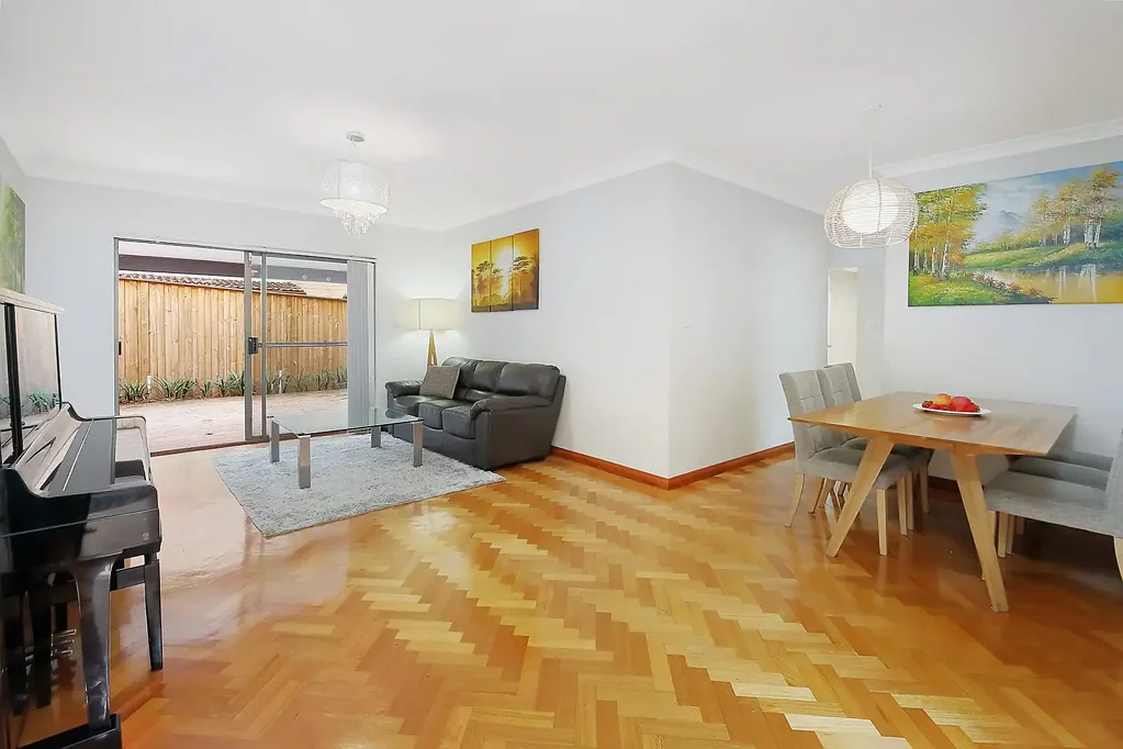 Spacious Full-Brick Villa with Study