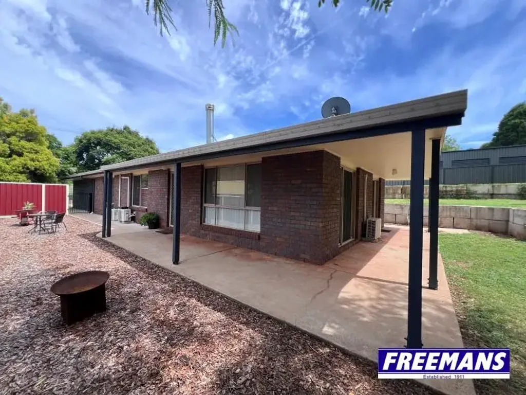 Lovely 3 Bedroom Home in Convenient Location