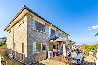 8 Viera Drive, Flat Bush, Manukau City