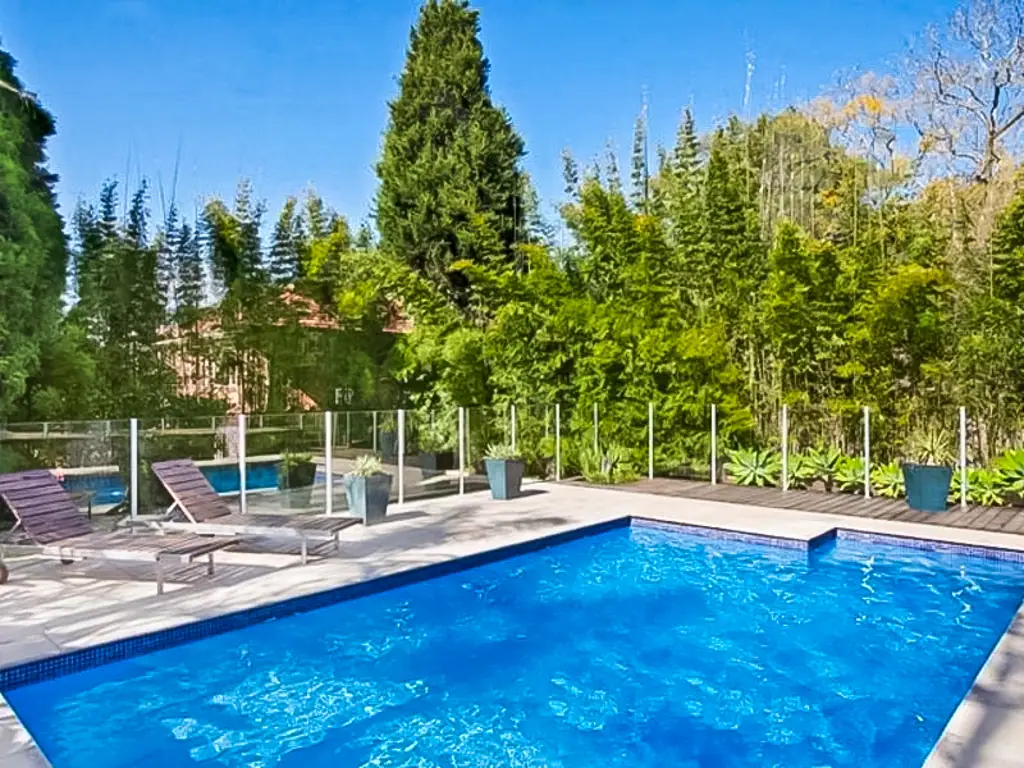 Luxurious Double Brick Family Home in Tranquil Location