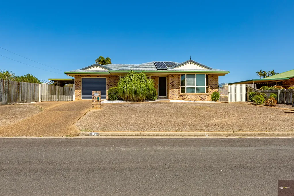 Avoca 4 Bedroom WOW! 4 BEDROOMS, 2 BATHROOMS, 2 LIVING AREAS ON 700M² IN PRIME AVOCA!