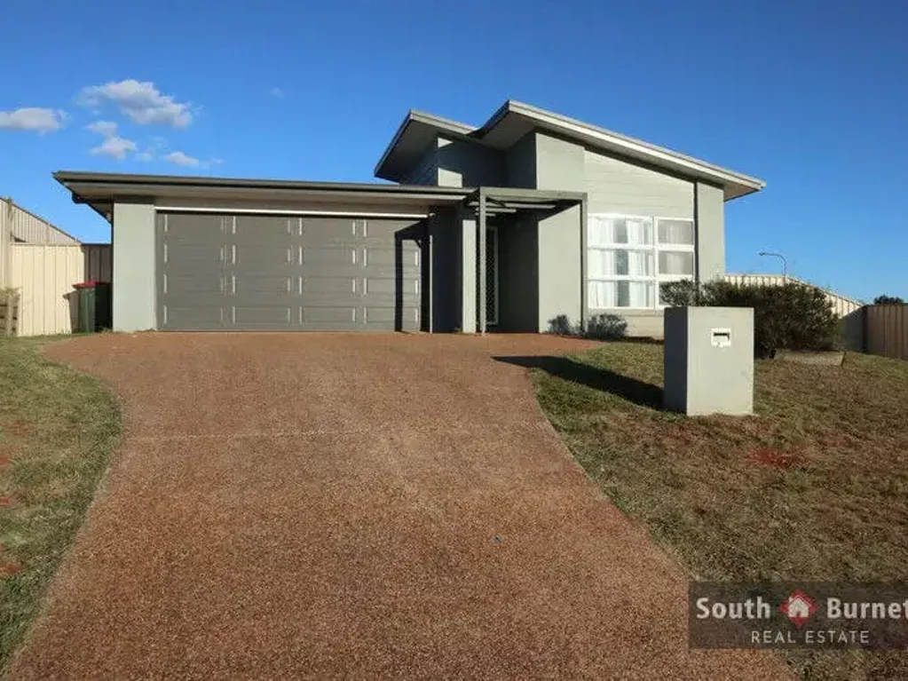 Family Home in Kingaroy with 4 Bedrooms