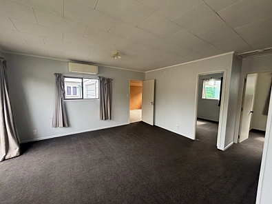 FULLY FENCED THREE BEDROOM