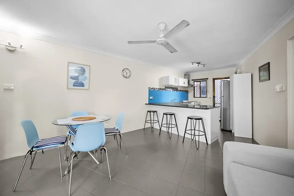 Cairns North 2Zimmer Affordable Investment in Prime Cairns North Location