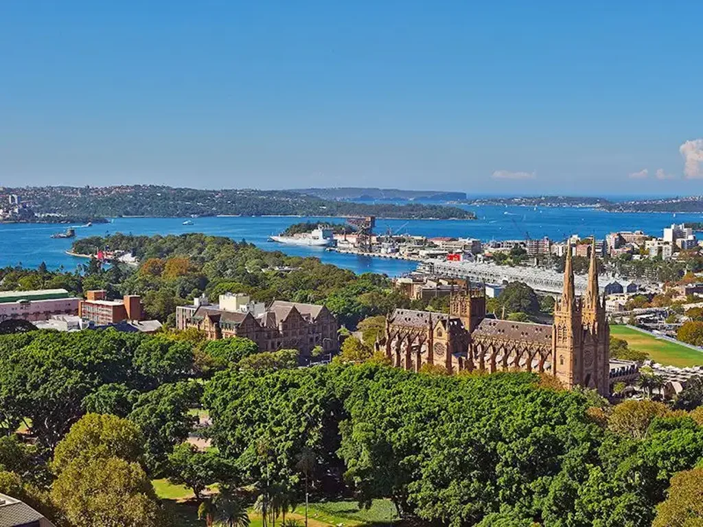 Sydney Harbour Views, fully furnished. A/c 1 bed, 1 bath. 34th fl. Apartment. Includes Internet and Water
