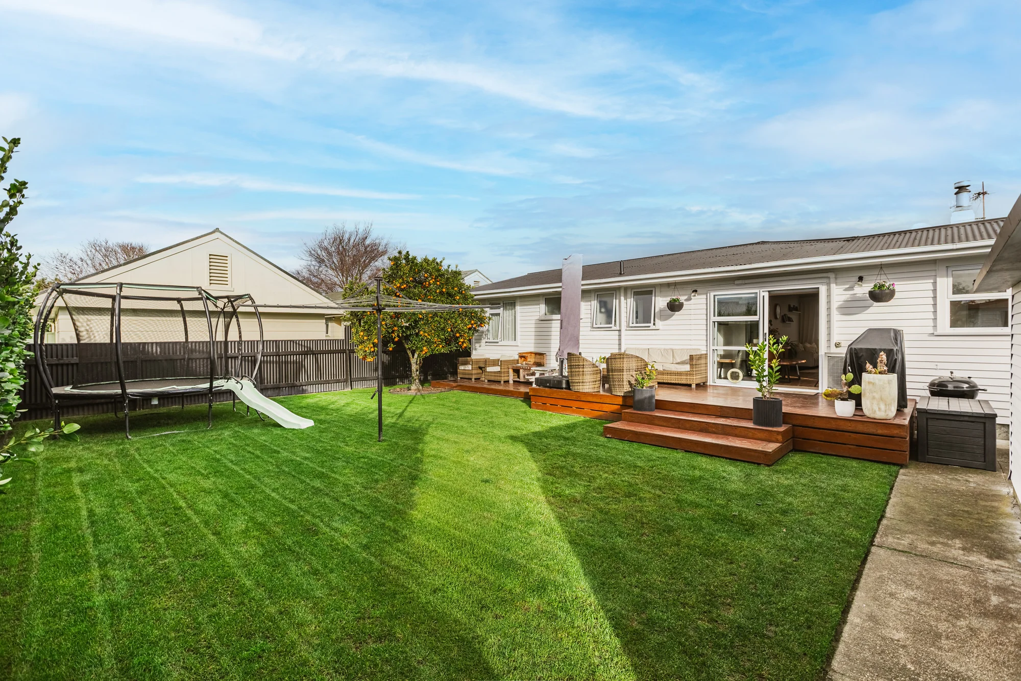 Taradale 3Moenga Fresh, stylish and move in ready!