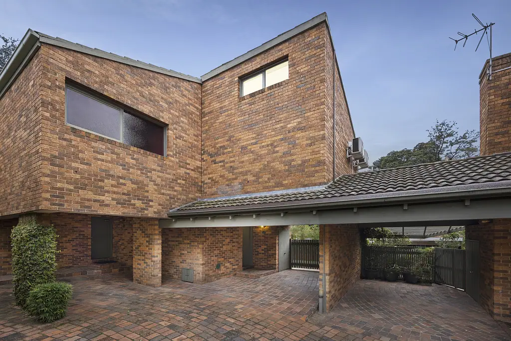 21/411 Lygon Street, Carlton, VIC 3053