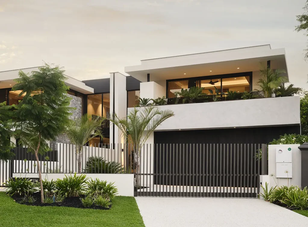Applecross 4部屋 Brand New Display Home built by Award-Winning "Club Precedence" with studio on green title block.