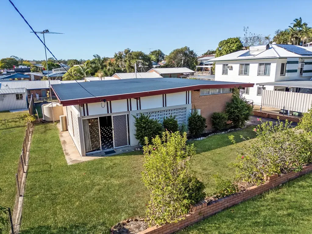 Gatton 3房  PRIME POSITION, ENDLESS POSSIBILITIES - ORIGINAL CHARM WITH RENOVATION POTENTIAL IN THE HEART OF GATTON