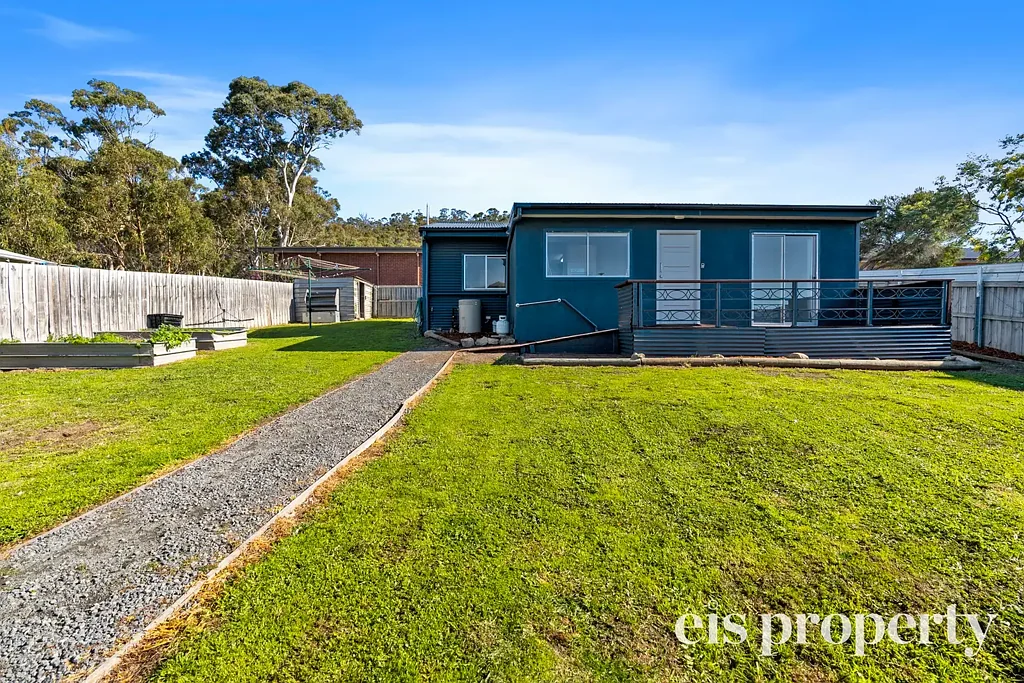 Rokeby 3房  Updated 3-Bedroom Home with Workshop Backing Onto Bushland