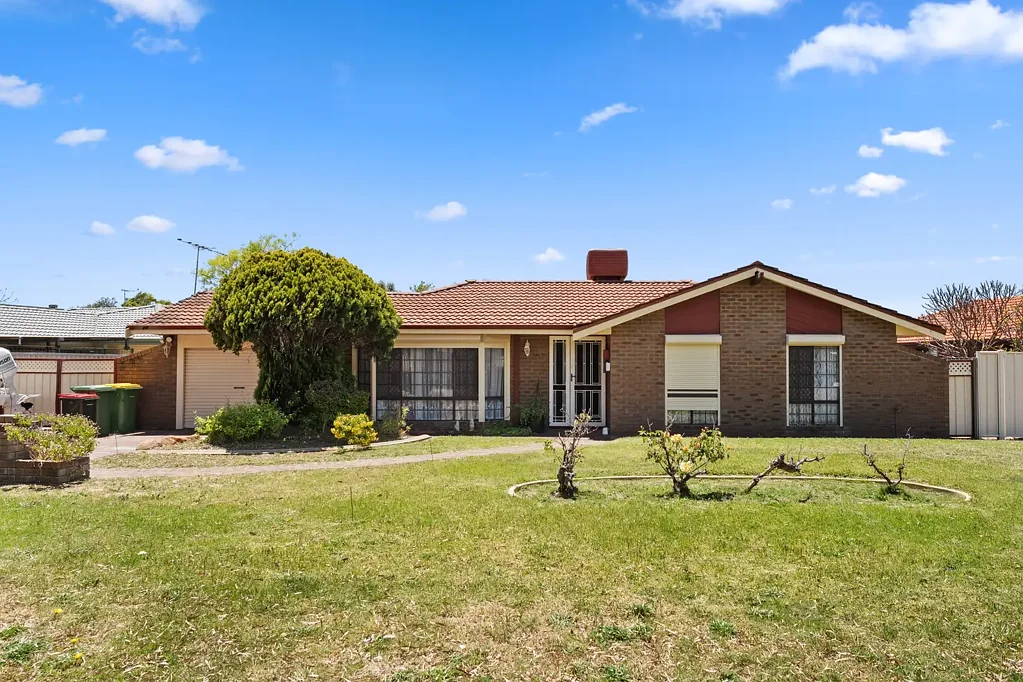 25 Mainsail Crescent, Waikiki, WA 6169