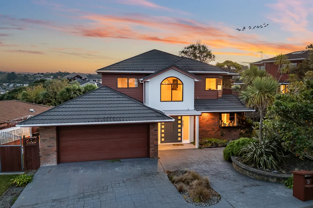 9 Molyneux Close, Whitby, Porirua, Wellington