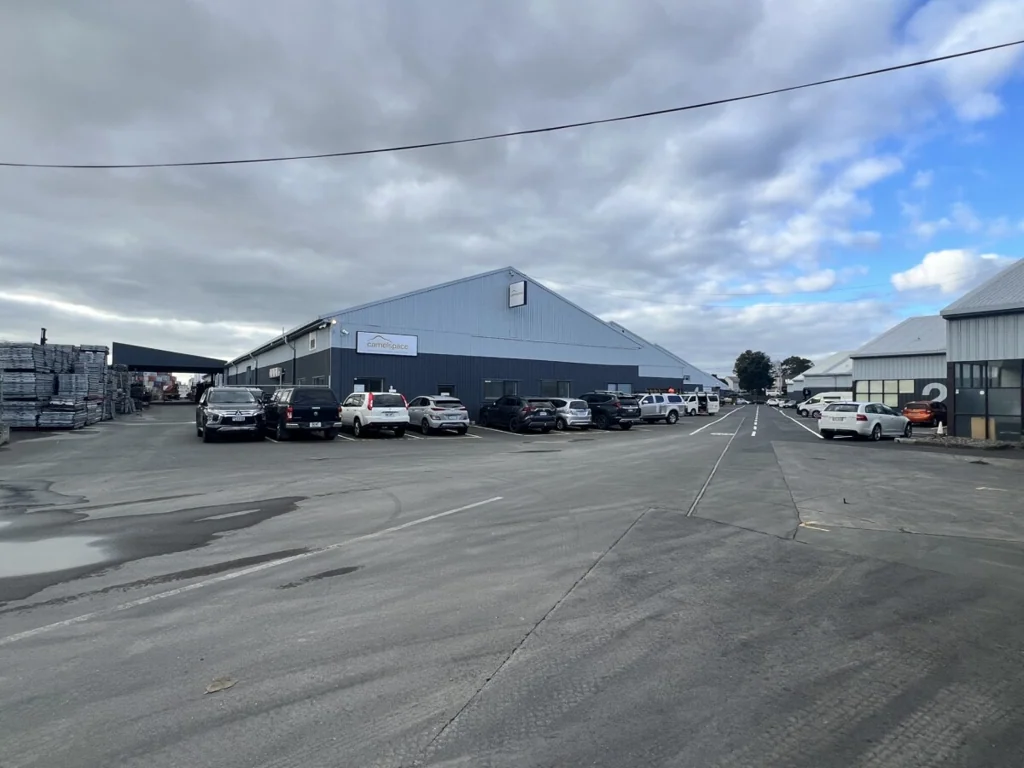Panmure 3,909m² Industrial with 250amps!