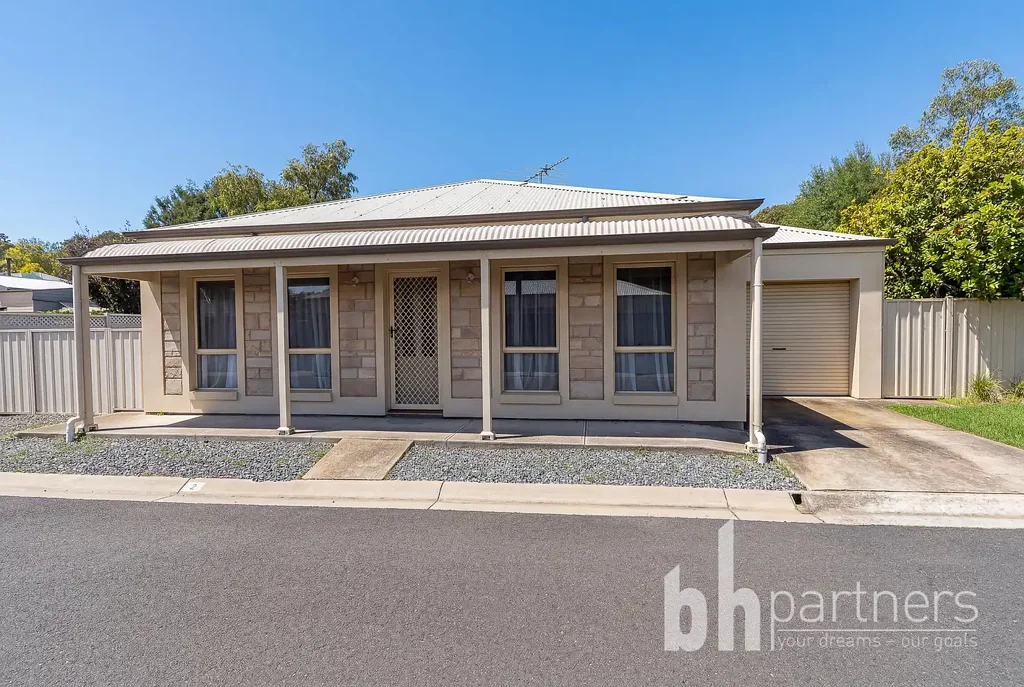 Lovely 3 Bedroom Home Located in the Heart of Lobethal