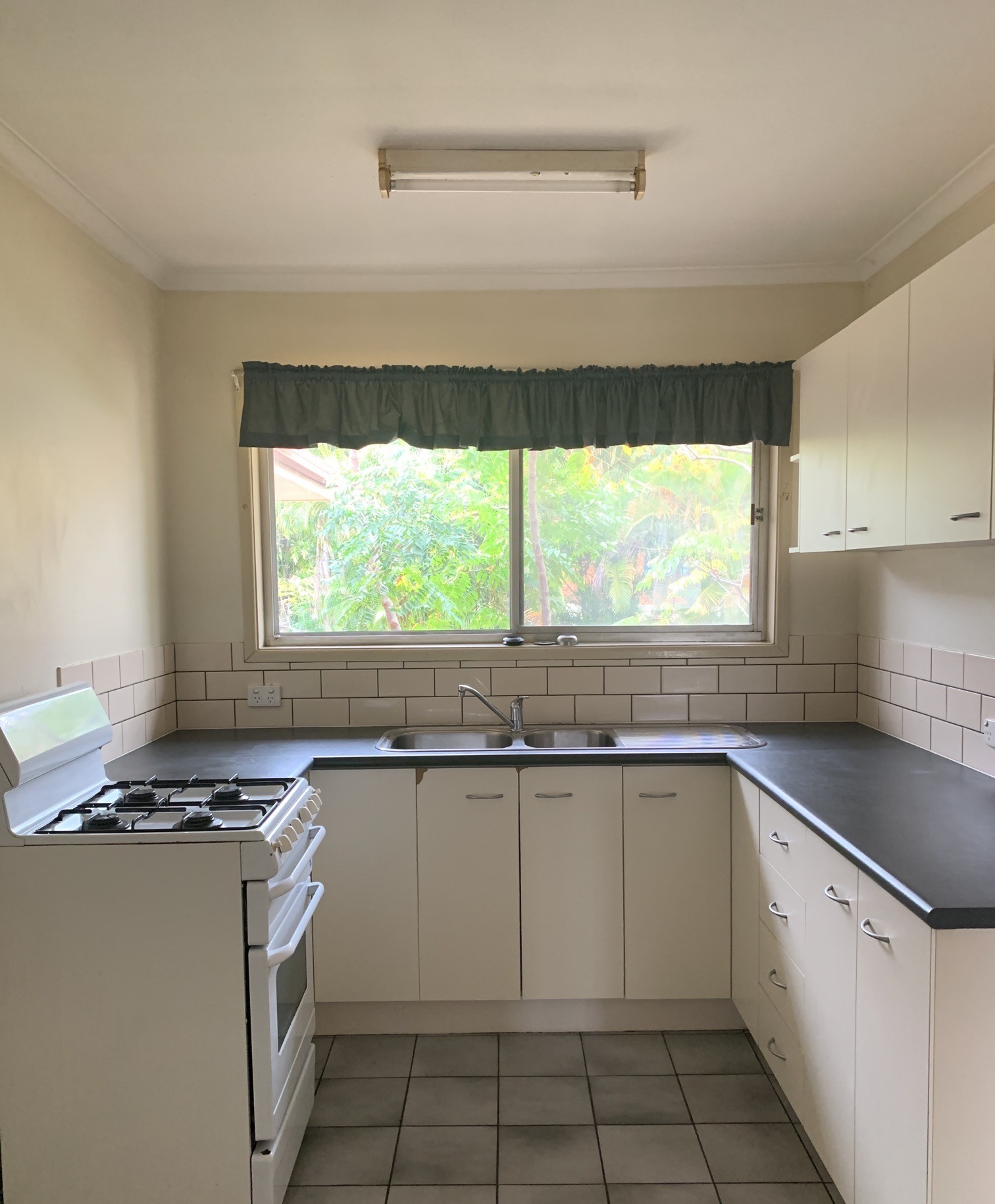 UNIT 3 10 GREENMEADOW RD, MANSFIELD QLD 4122, 0 Kuwarto, 0 Banyo, Unit