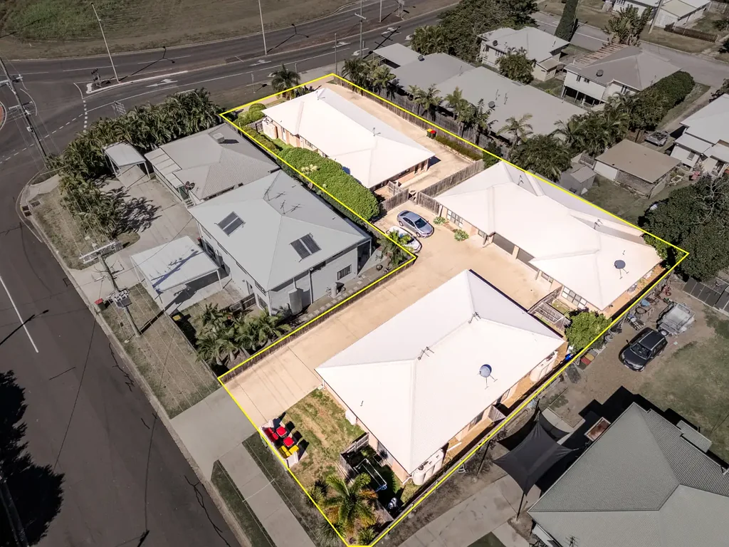 South Gladstone 12 Bedroom Modern Multi-Unit Investment Returning $134,000 Annually