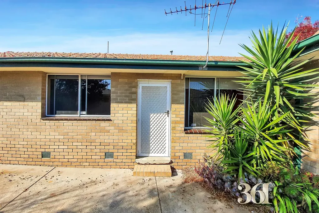 Convenient Living in the Heart of Hoppers Crossing!!
