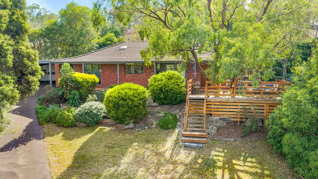3 Bahen Close, Eltham, VIC 3095