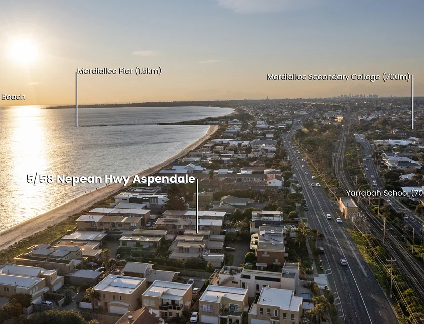 5/58-60 Nepean Highway, Aspendale, Bayside, 3 ห้องนอน, 2 ห้องน้ำ, Townhouse