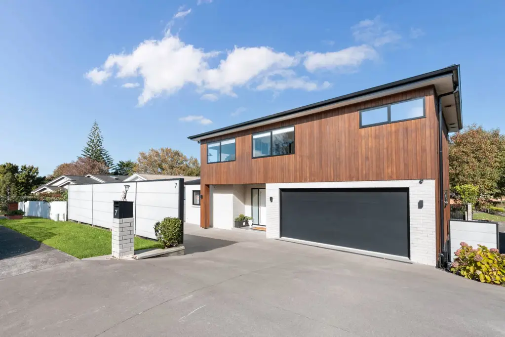 Mellons Bay 5ਬੈੱਡਰੂਮ Prestige Macleans Home – Motivated Vendor