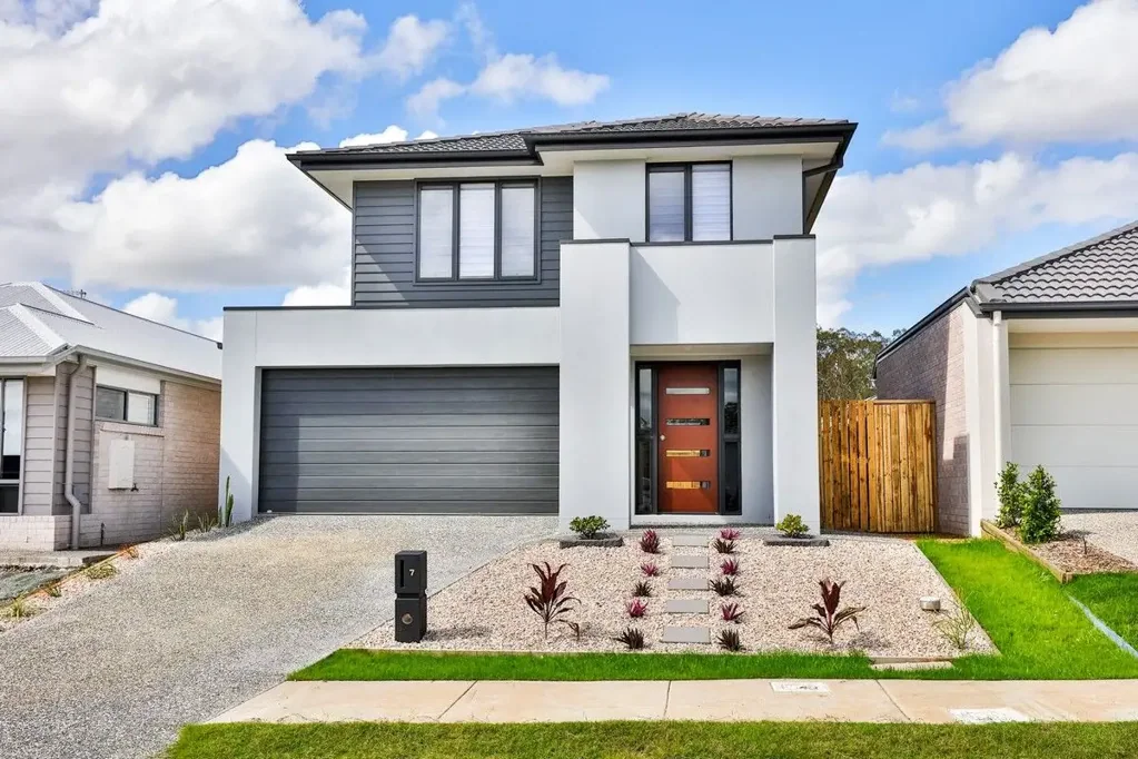 Logan Reserve 4Habitaciones Stylish two-storey high ceiling house in Logan Reserve