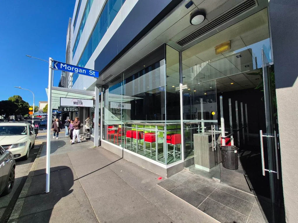 Newmarket EXCITING EX-PITA PIT SITE WITH CHATTELS