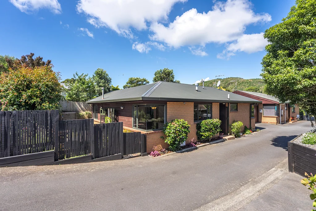 Paraparaumu 3 Slaapkamer Prime Location for Easy Living
