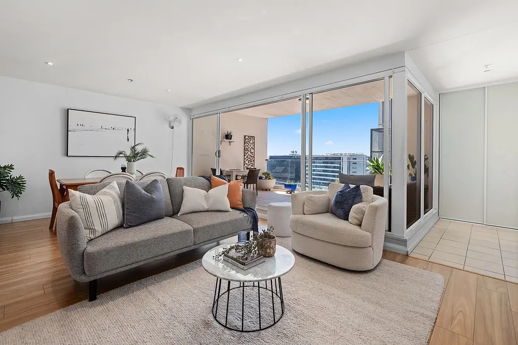1004/489 Hunter Street, Newcastle, NSW 2300