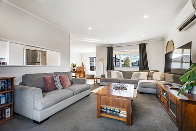 39 Seaward Place, Wattle Downs, Manukau City, 3 habitaciones, 1 baños, House