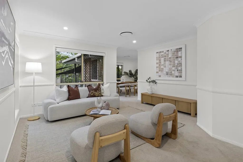 Ferny Grove 4कमरा Elevated Living with Pool in Ferny Grove!