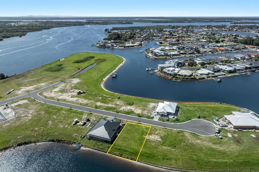 Yamba One Of The Last Remaining Waterfront Lots - DA Approved & Ready For You!