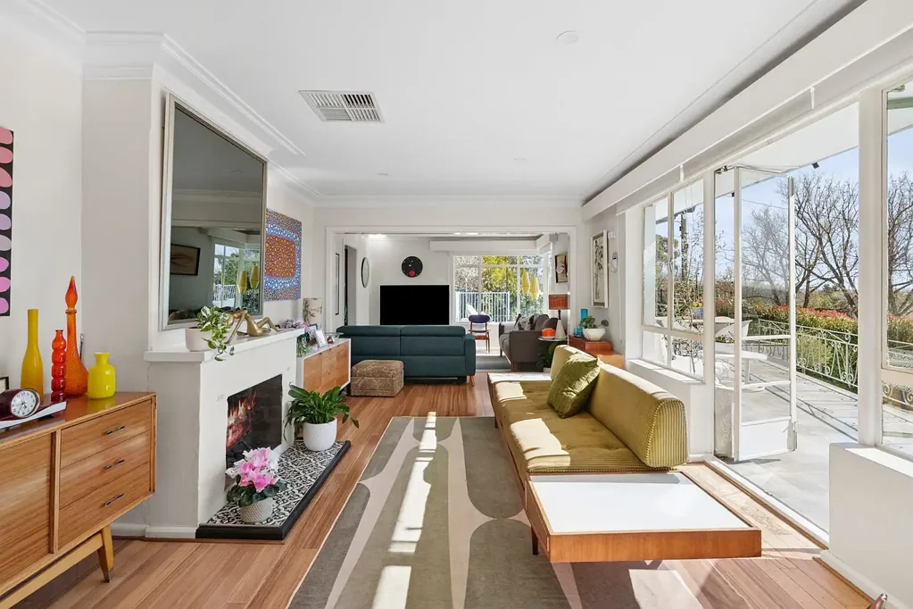 Narrabundah 3房  THE MOS.