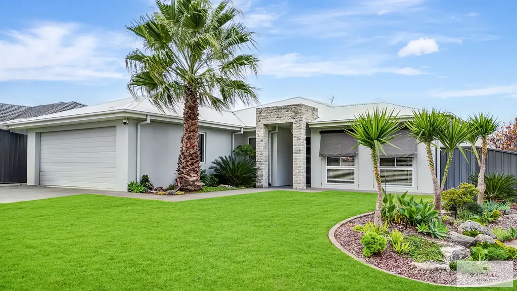 1 Barber Street, Kootingal, NSW 2352