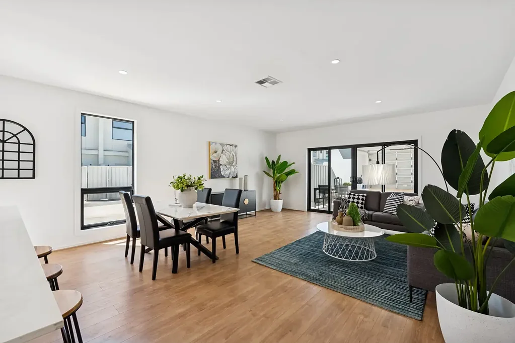 Felixstow 4房  Brand New Luxury Townhouse with Dual Master Suites