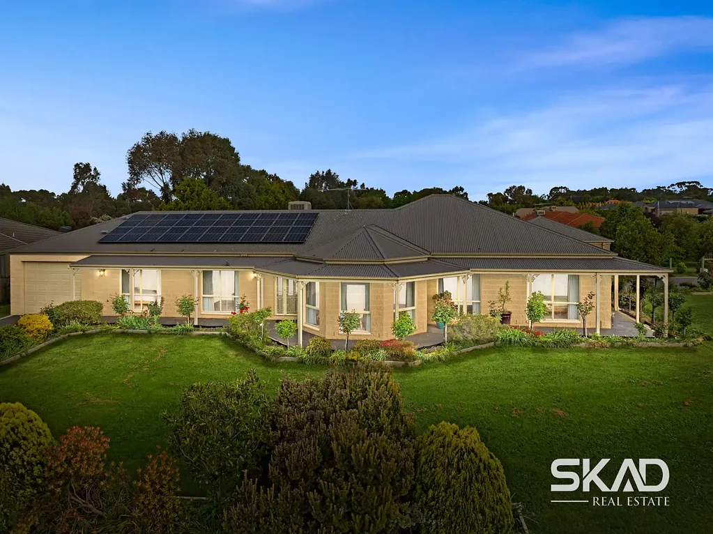 52 The Elms Boulevard, Kilmore, VIC 3764
