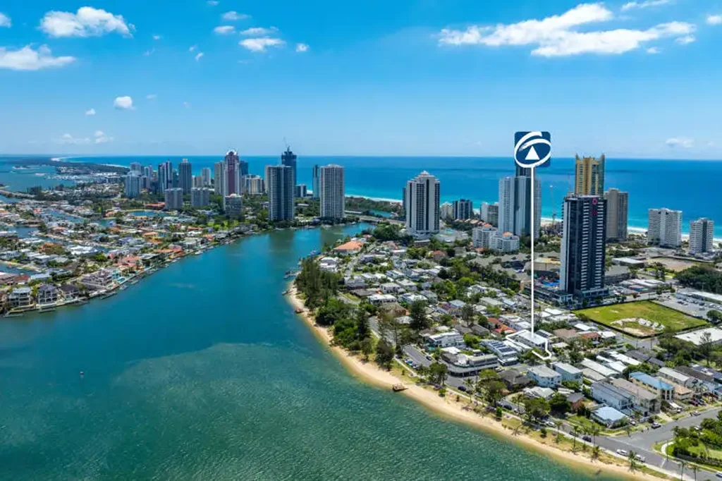 1/29 Pine Avenue, Surfers Paradise, QLD 4217