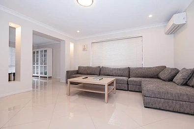 Silid Pahingahan - 6 Hampton Close, Carindale, QLD 4152
